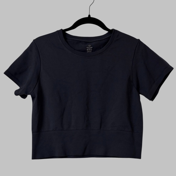 aerie Tops - Aerie Offline Navy Cropped Athletic Short Sleeved Top